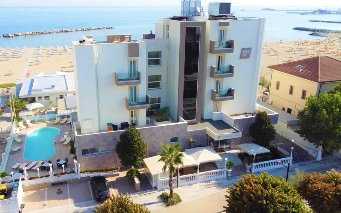 Hotel Caesar Paladium Ріміні Екстер'єр фото